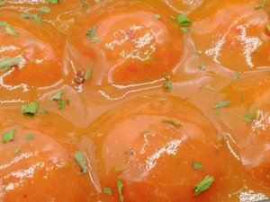 Meatballs in Sauce Thumbnail